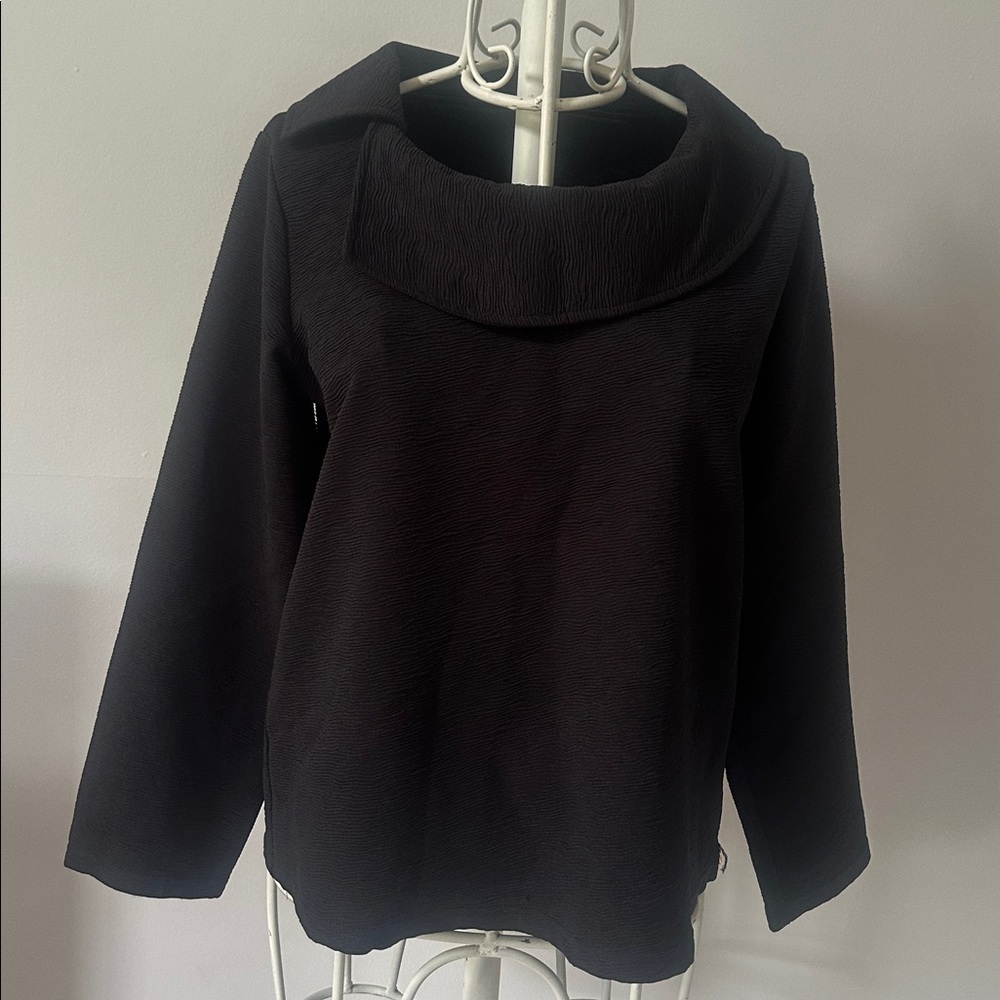 Editions by Lanidor Black Knit Top